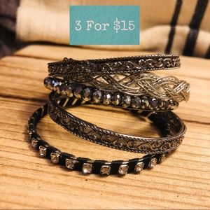 SET OF 5 BANGLES